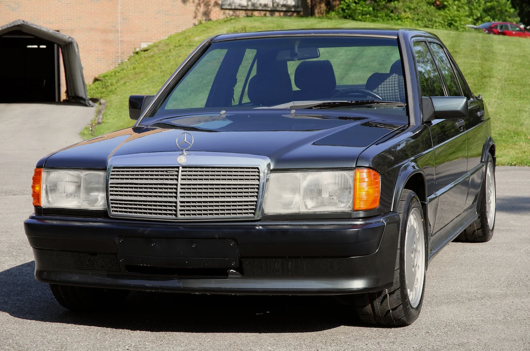 1990 Mercedes-Benz 190E 2.3-16 & 2.5-16 - Image 14 of 31