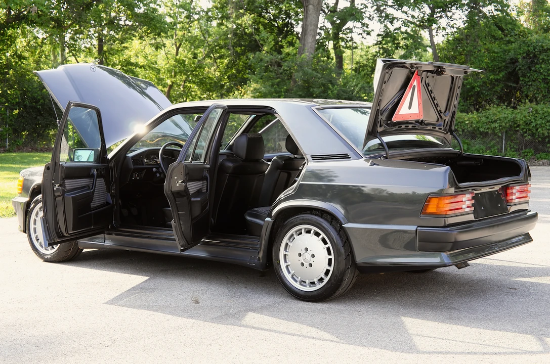 1990 Mercedes-Benz 190E 2.3-16 & 2.5-16 - Image 27 of 31