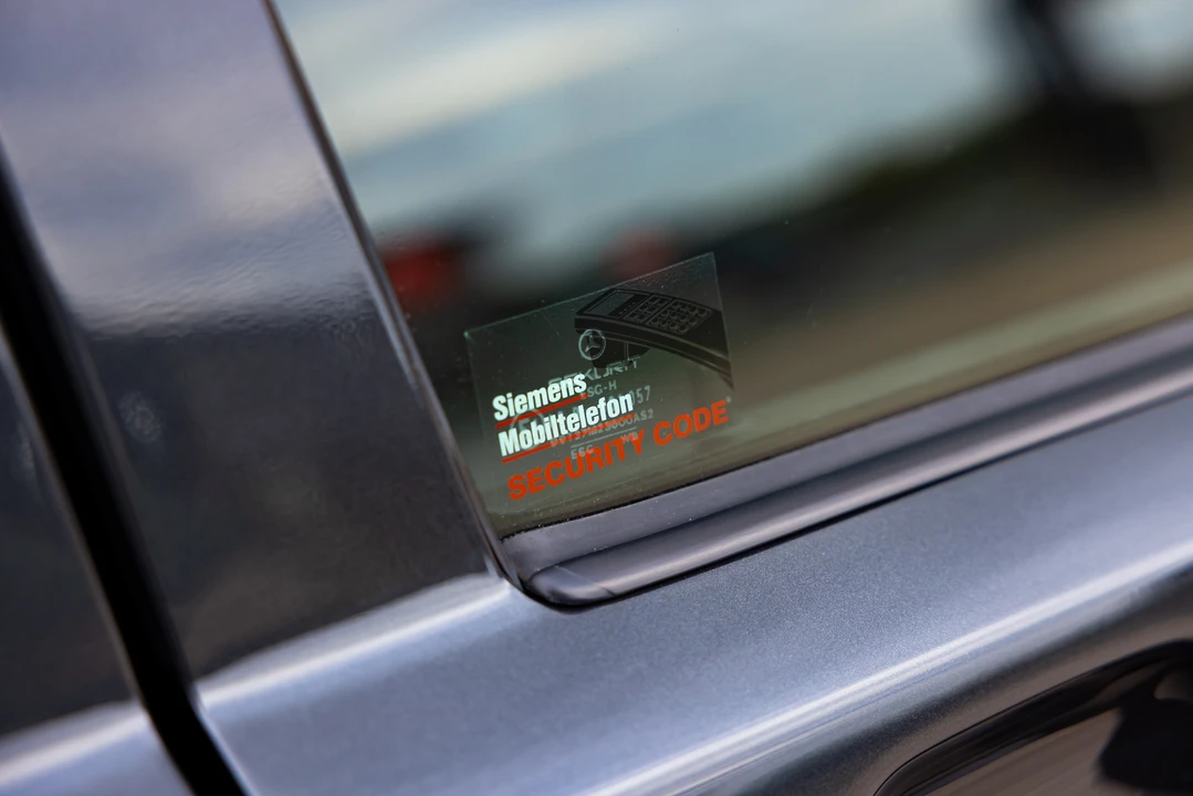 1990 Mercedes-Benz 190E 2.5-16 Evolution II - Image 30 of 31
