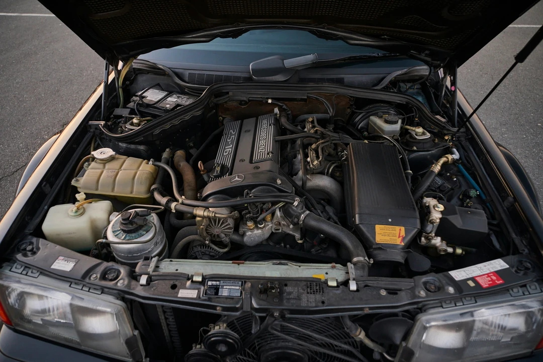 1990 Mercedes-Benz 190E 2.5-16 Evolution II - Image 7 of 21