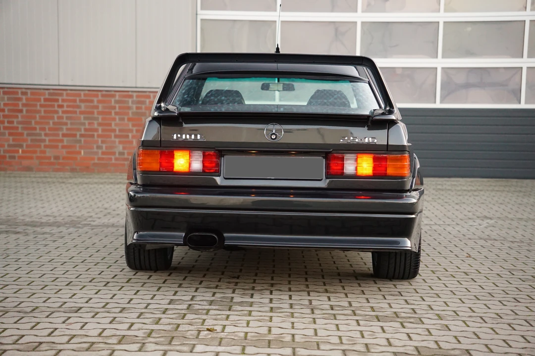 1990 Mercedes-Benz 190E 2.5-16 Evolution II - Image 5 of 24