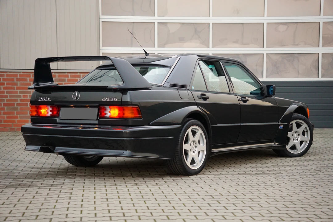1990 Mercedes-Benz 190E 2.5-16 Evolution II - Image 4 of 24