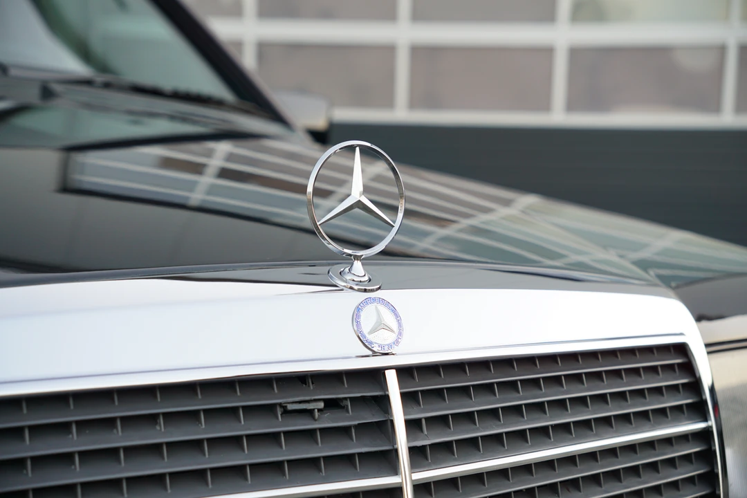 1990 Mercedes-Benz 190E 2.5-16 Evolution II - Image 13 of 24