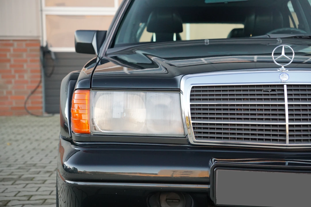 1990 Mercedes-Benz 190E 2.5-16 Evolution II - Image 17 of 24