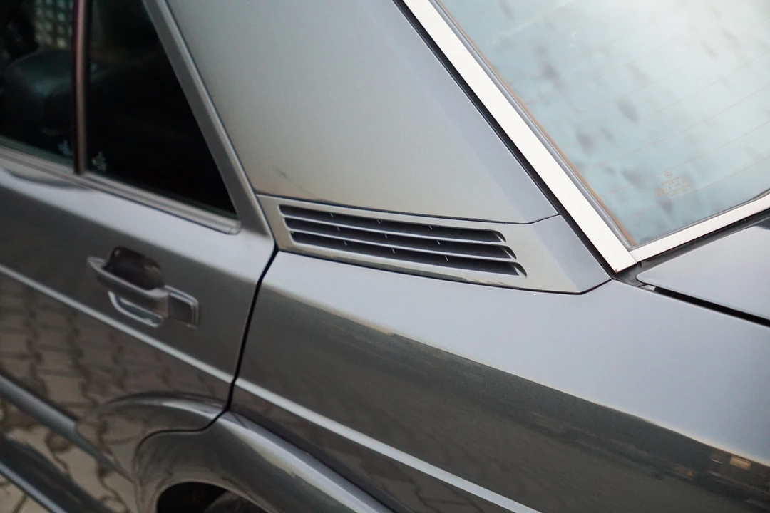 1990 Mercedes-Benz 190E 2.5-16 Evolution II - Image 20 of 24