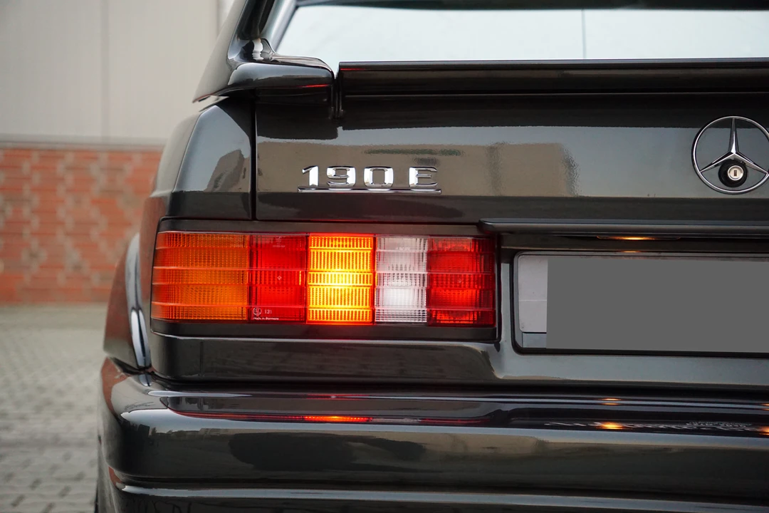 1990 Mercedes-Benz 190E 2.5-16 Evolution II - Image 22 of 24
