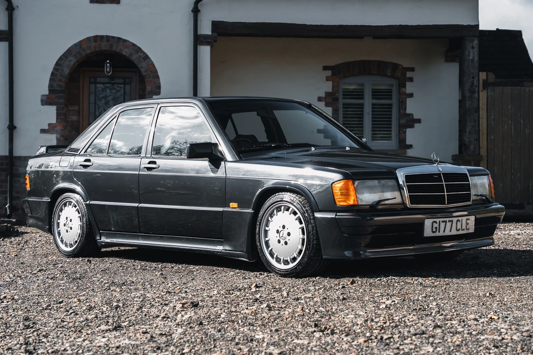1990 Mercedes-Benz 190E 2.3-16 & 2.5-16 - Image 9 of 31