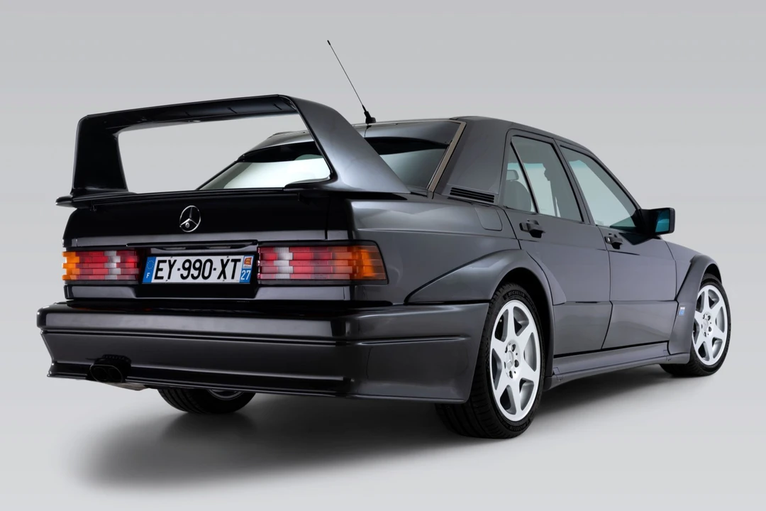 1990 Mercedes-Benz 190E 2.5-16 Evolution II - Image 10 of 31