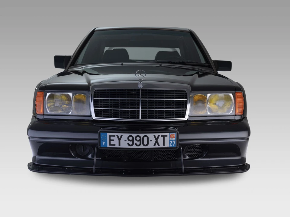 1990 Mercedes-Benz 190E 2.5-16 Evolution II - Image 15 of 31