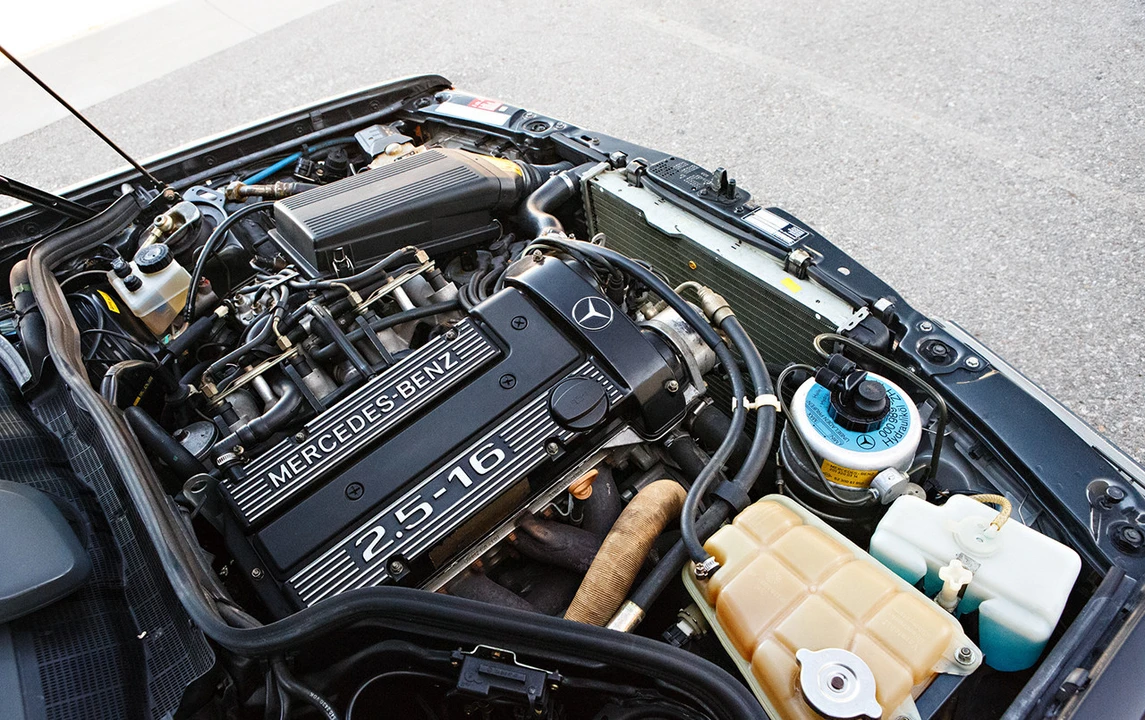 1990 Mercedes-Benz 190E 2.5-16 Evolution II - Image 25 of 31