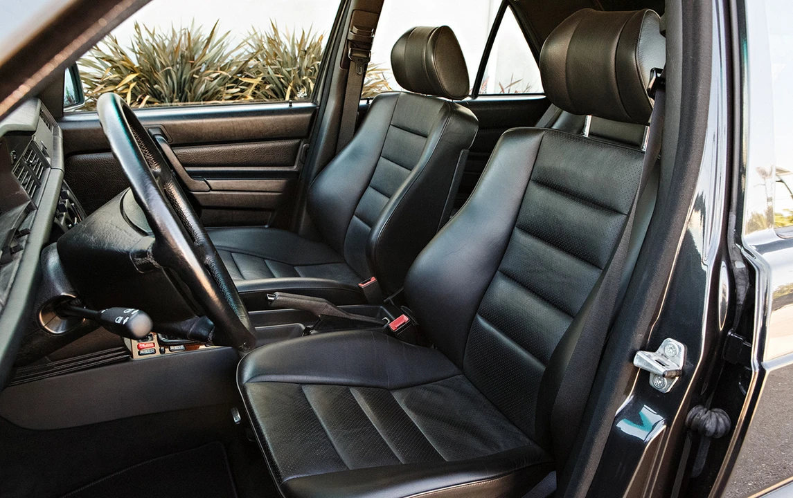 1990 Mercedes-Benz 190E 2.5-16 Evolution II - Image 22 of 31