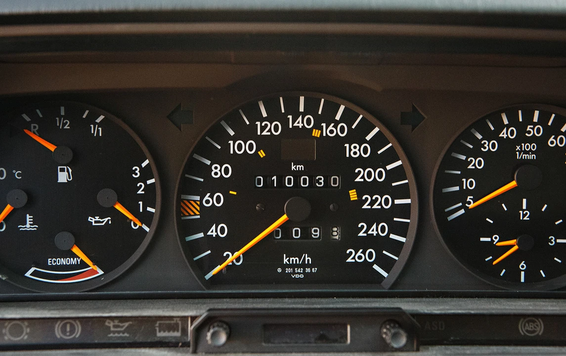 1990 Mercedes-Benz 190E 2.5-16 Evolution II - Image 21 of 31