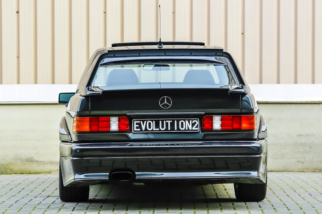 1990 Mercedes-Benz 190E 2.5-16 Evolution II - Image 11 of 31