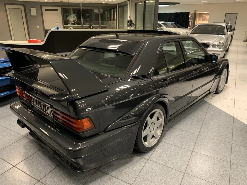 1990 Mercedes-Benz 190E 2.5-16 Evolution II - Image 28 of 31