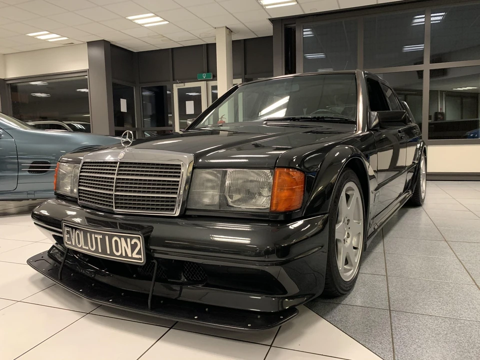 1990 Mercedes-Benz 190E 2.5-16 Evolution II - Image 24 of 31