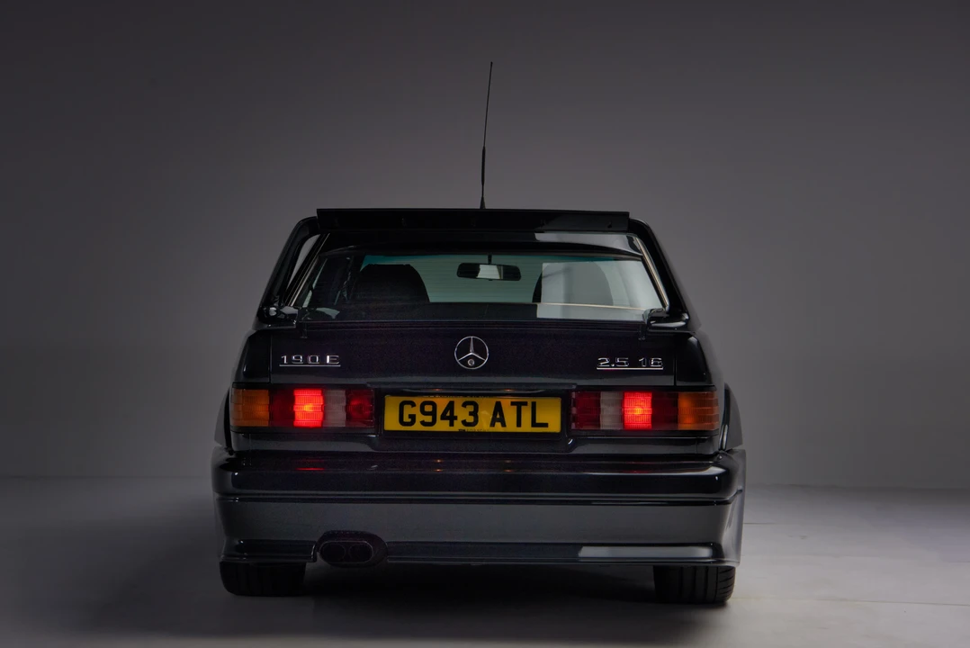 1990 Mercedes-Benz 190E 2.5-16 Evolution II - Image 14 of 31