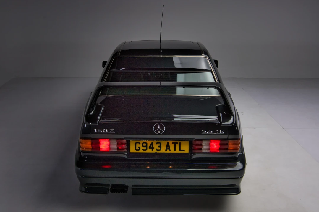 1990 Mercedes-Benz 190E 2.5-16 Evolution II - Image 24 of 31
