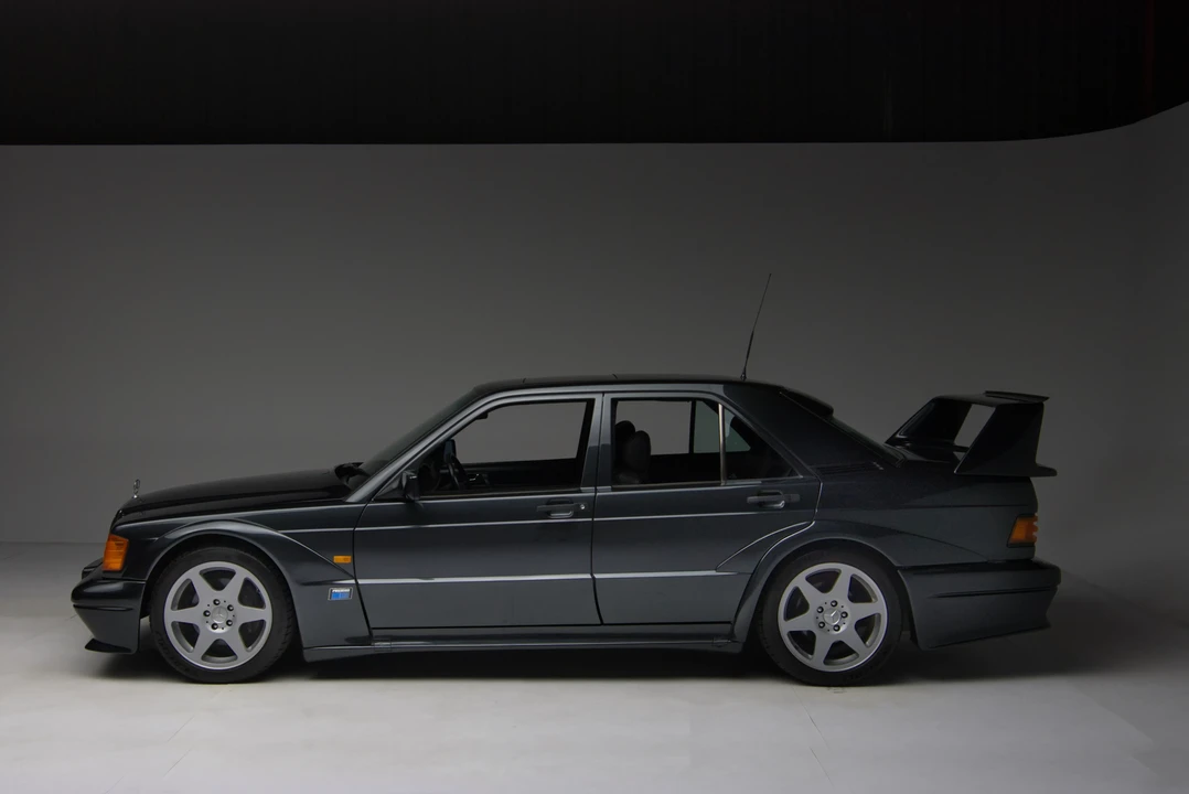 1990 Mercedes-Benz 190E 2.5-16 Evolution II - Image 17 of 31