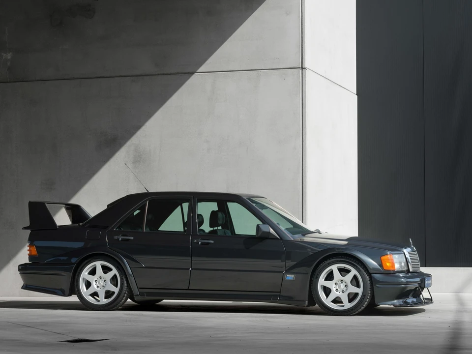 1990 Mercedes-Benz 190E 2.5-16 Evolution II - Image 2 of 31