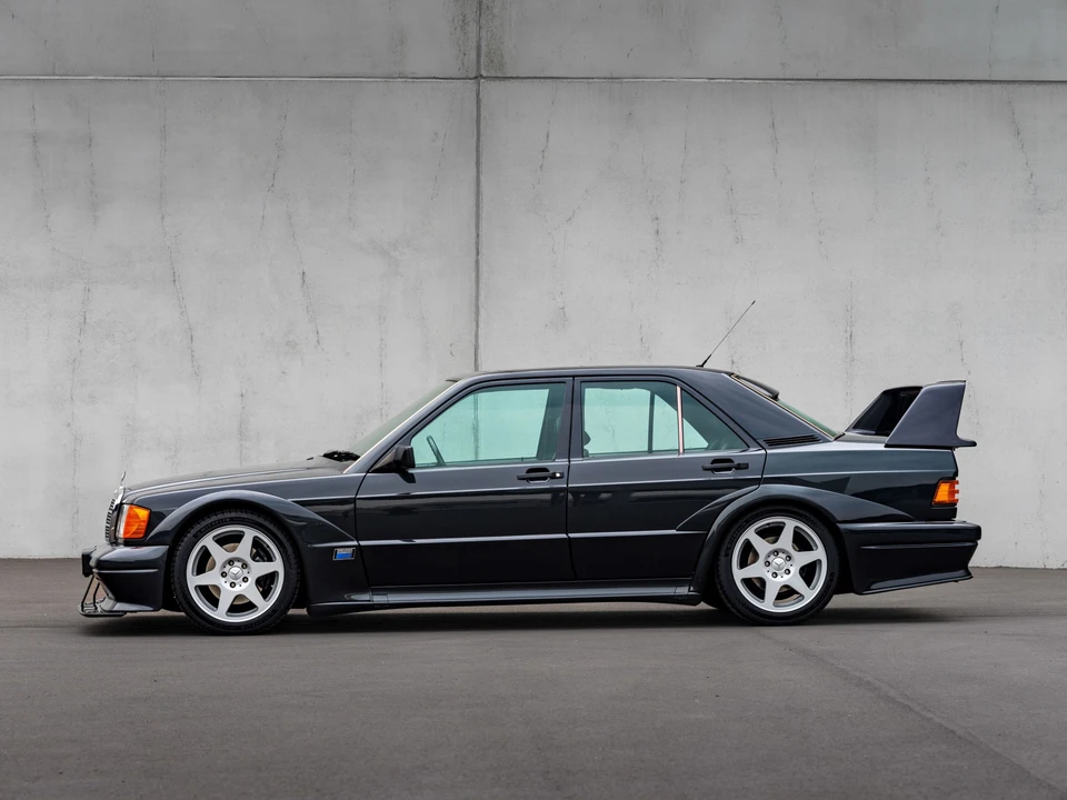 1990 Mercedes-Benz 190E 2.5-16 Evolution II - Image 13 of 31