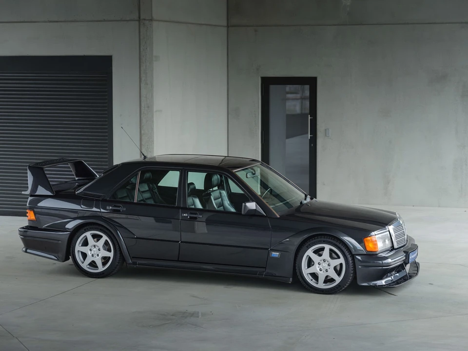 1990 Mercedes-Benz 190E 2.5-16 Evolution II - Image 11 of 31