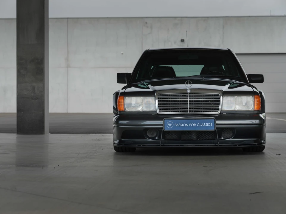 1990 Mercedes-Benz 190E 2.5-16 Evolution II - Image 12 of 31