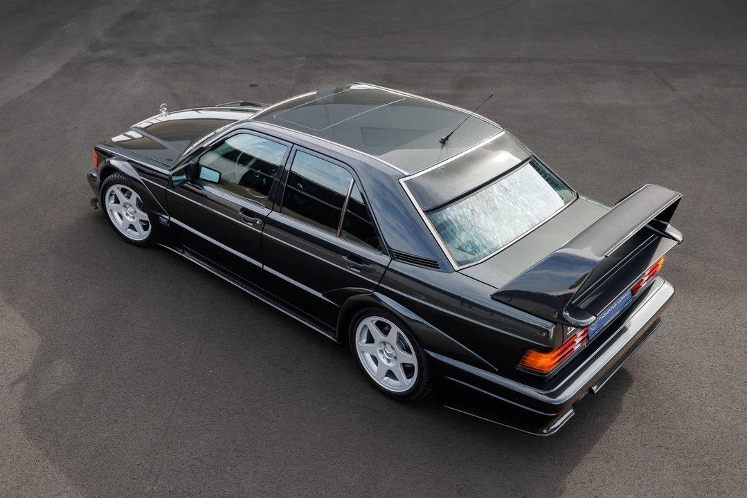 1990 Mercedes-Benz 190E 2.5-16 Evolution II - Image 18 of 31