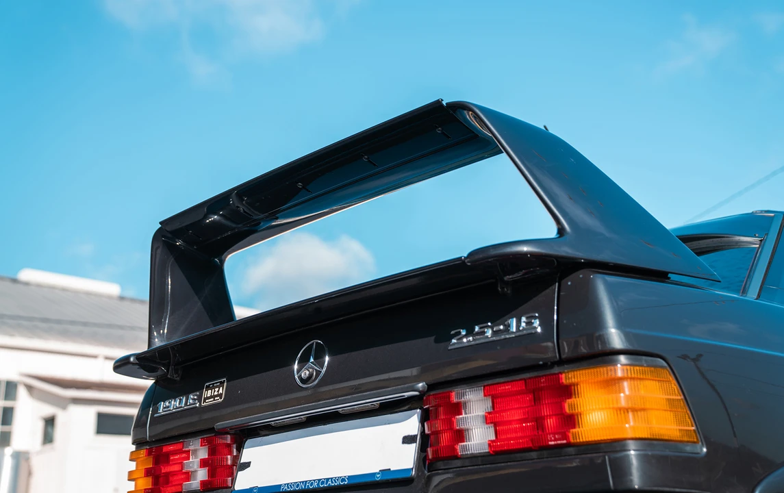 1990 Mercedes-Benz 190E 2.5-16 Evolution II - Image 26 of 31