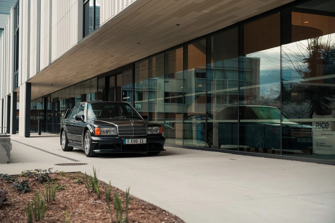 1990 Mercedes-Benz 190E 2.5-16 Evolution II - Image 11 of 31