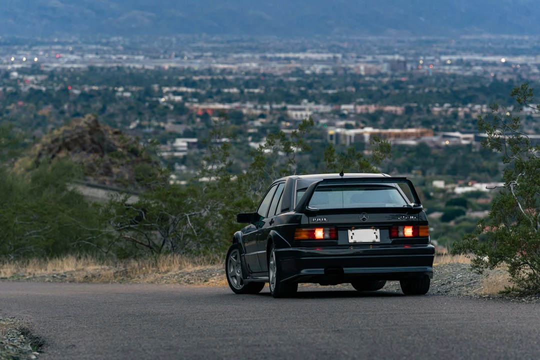 1990 Mercedes-Benz 190E 2.5-16 Evolution II - Image 17 of 31