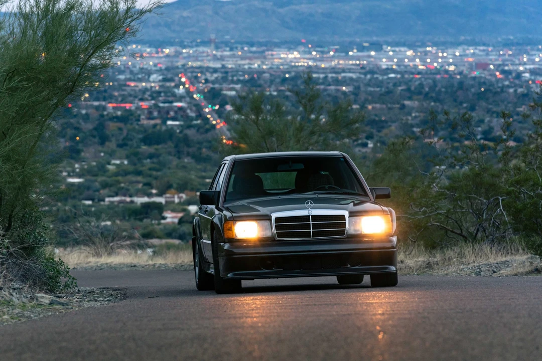 1990 Mercedes-Benz 190E 2.5-16 Evolution II - Image 16 of 31