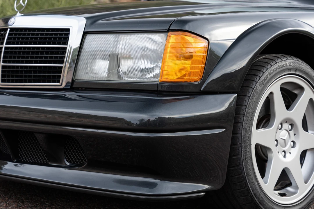 1990 Mercedes-Benz 190E 2.5-16 Evolution II - Image 28 of 31
