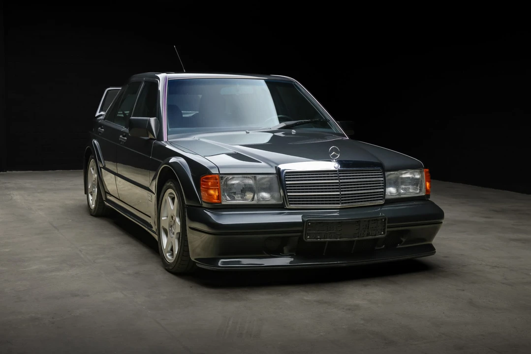 1990 Mercedes-Benz 190E 2.5-16 Evolution II - Image 28 of 31