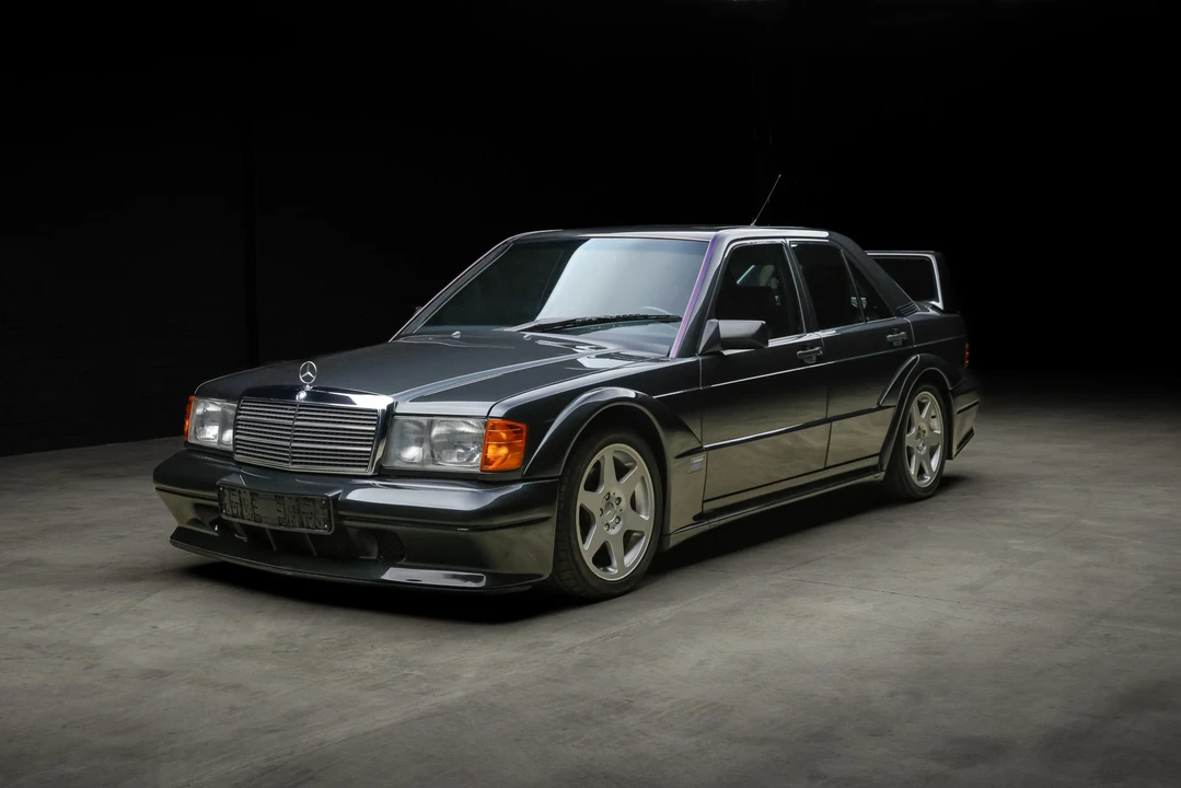 1990 Mercedes-Benz 190E 2.5-16 Evolution II - Image 21 of 31