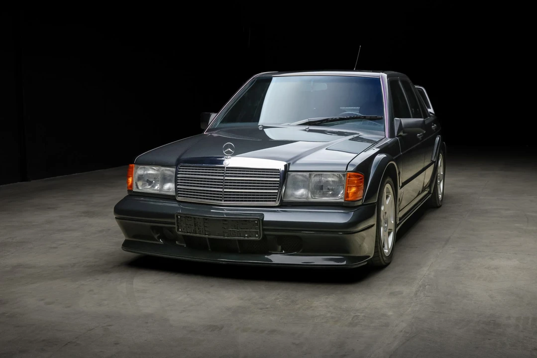 1990 Mercedes-Benz 190E 2.5-16 Evolution II - Image 23 of 31