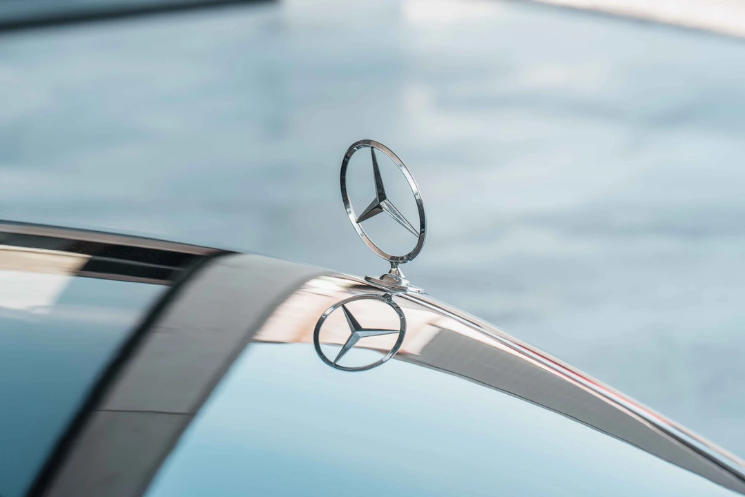 1990 Mercedes-Benz 190E 2.5-16 Evolution II - Image 29 of 31