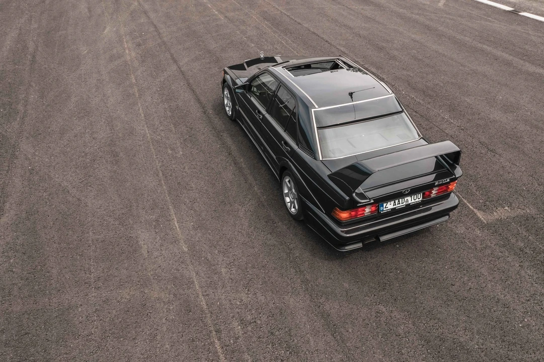 1990 Mercedes-Benz 190E 2.5-16 Evolution II - Image 11 of 31