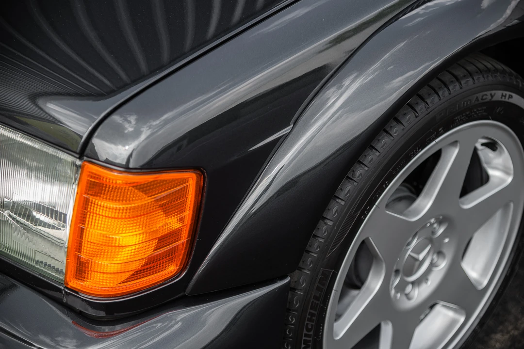 1990 Mercedes-Benz 190E 2.5-16 Evolution II - Image 29 of 31