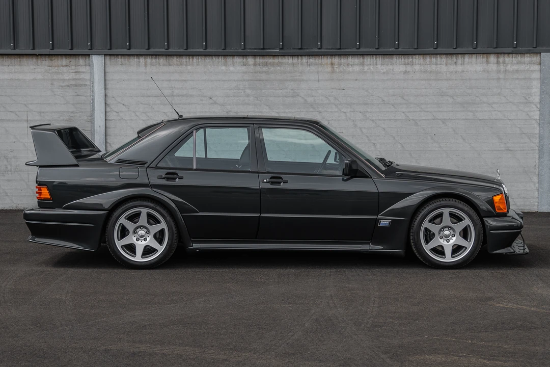 1990 Mercedes-Benz 190E 2.5-16 Evolution II - Image 15 of 31