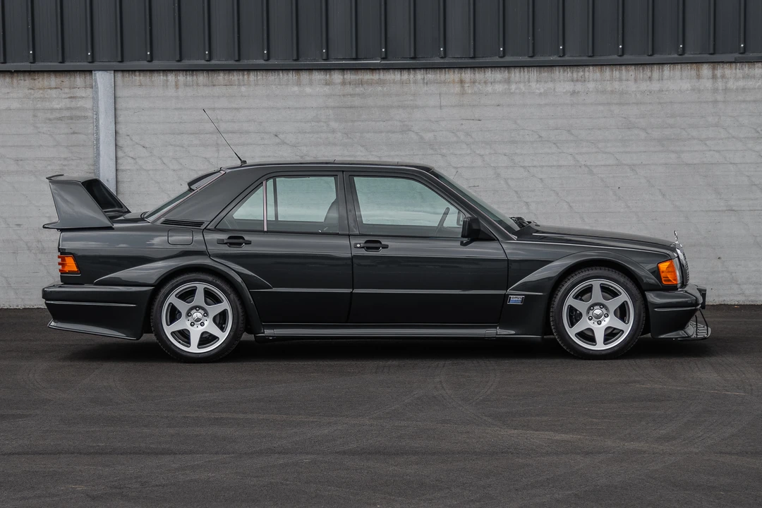 1990 Mercedes-Benz 190E 2.5-16 Evolution II - Image 14 of 31