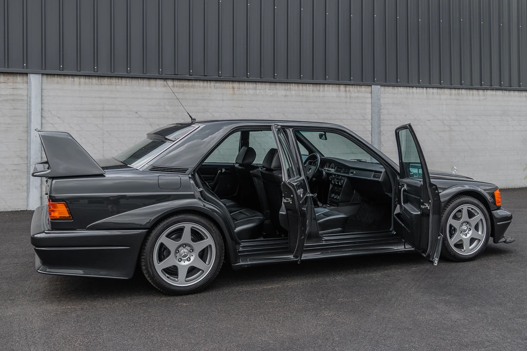 1990 Mercedes-Benz 190E 2.5-16 Evolution II - Image 13 of 31