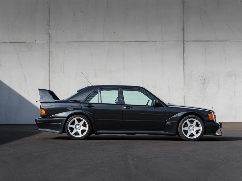 1990 Mercedes-Benz 190E 2.5-16 Evolution II - Image 10 of 31