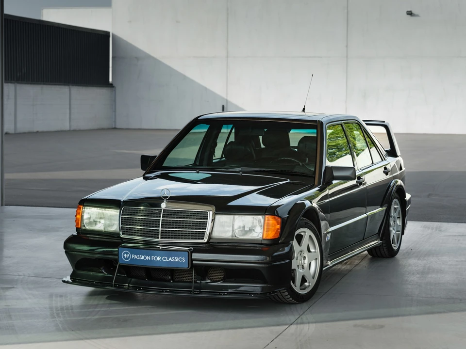 1990 Mercedes-Benz 190E 2.5-16 Evolution II - Image 4 of 31