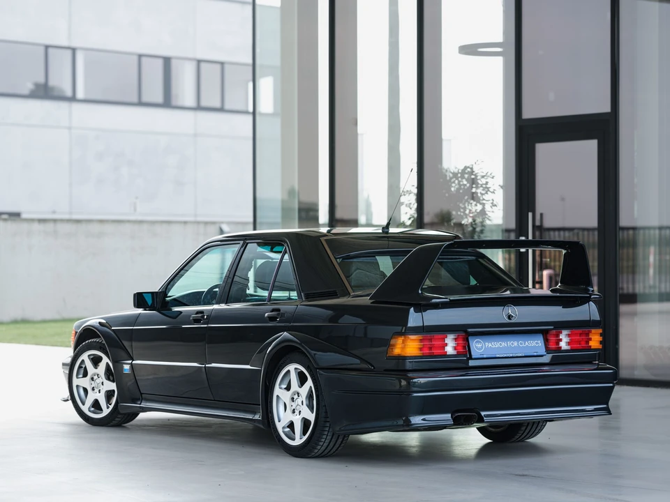 1990 Mercedes-Benz 190E 2.5-16 Evolution II - Image 15 of 31