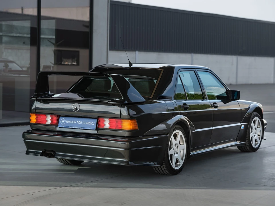 1990 Mercedes-Benz 190E 2.5-16 Evolution II - Image 11 of 31