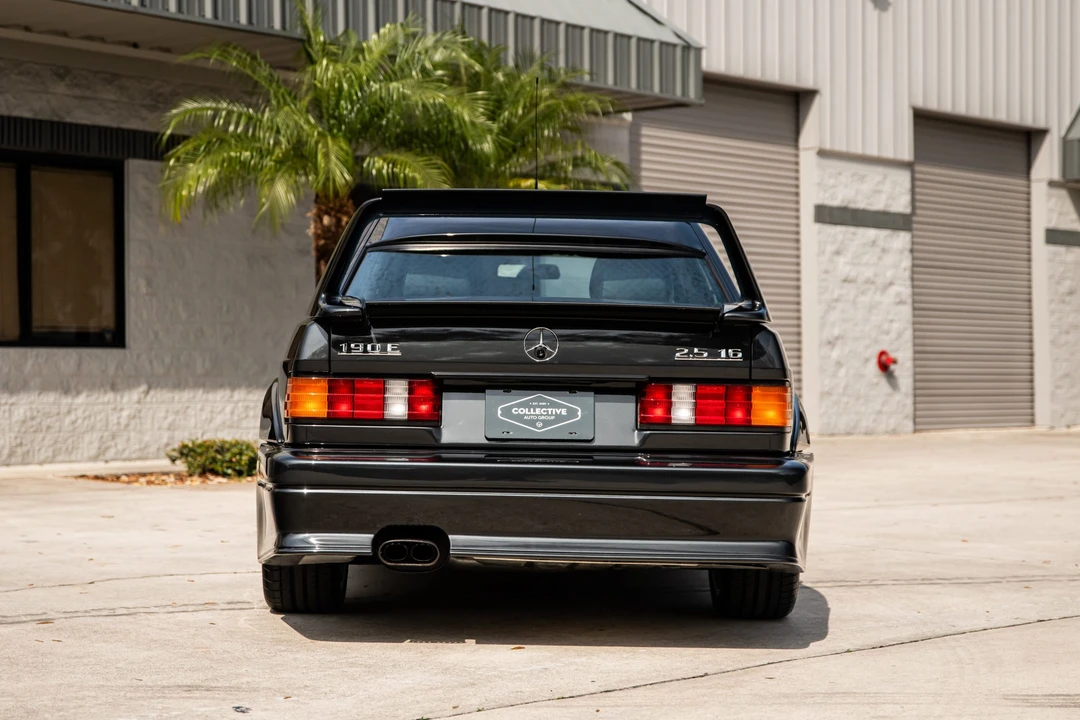 1990 Mercedes-Benz 190E 2.5-16 Evolution II - Image 9 of 31