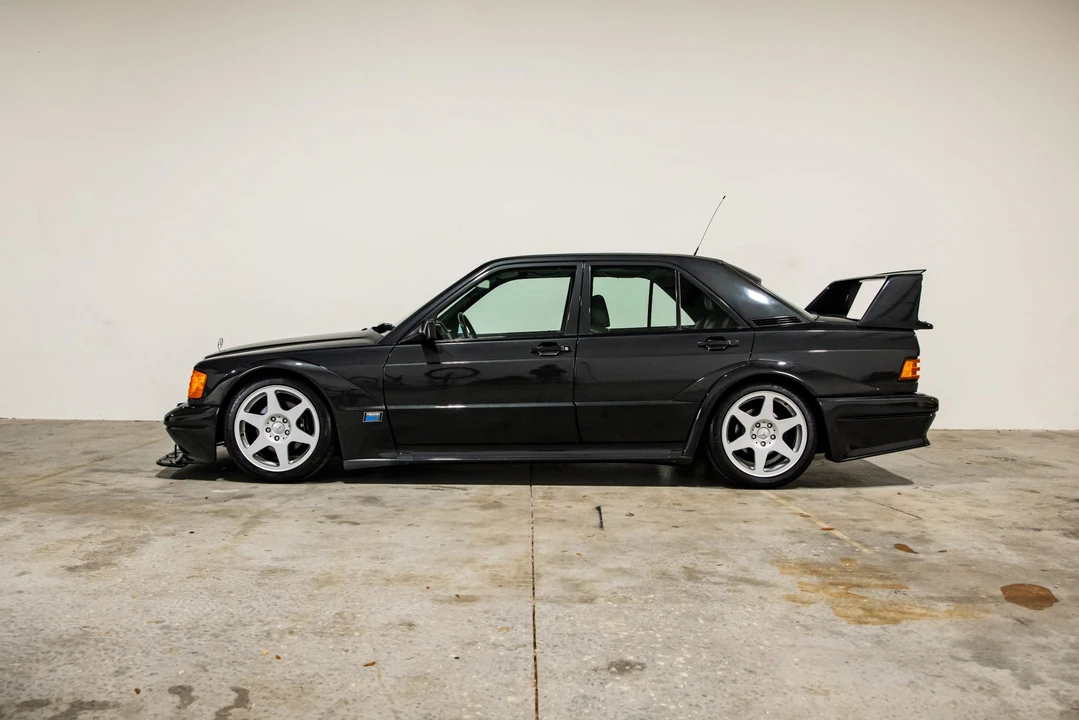 1990 Mercedes-Benz 190E 2.5-16 Evolution II - Image 17 of 31
