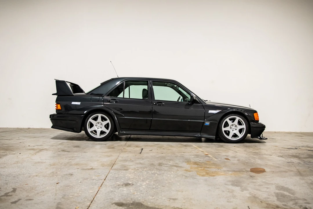 1990 Mercedes-Benz 190E 2.5-16 Evolution II - Image 25 of 31