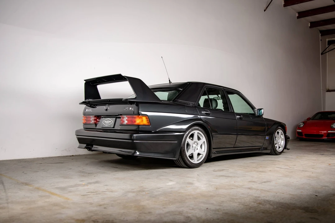 1990 Mercedes-Benz 190E 2.5-16 Evolution II - Image 24 of 31