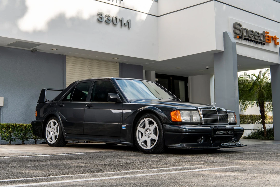 1990 Mercedes-Benz 190E 2.5-16 Evolution II - Image 21 of 31